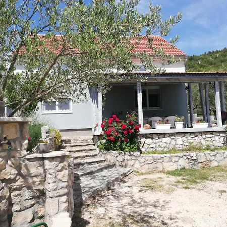 Goga * Skradin