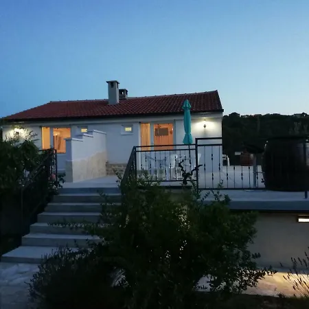 Goga Apartment